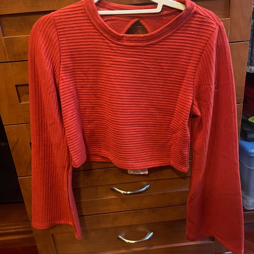 Band of the Free coral ribbed long sleeve crop sweater